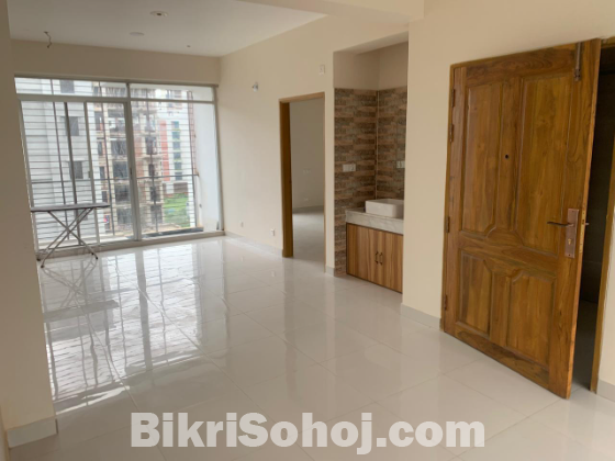 Block -L,Road-27,5th Floor,South Facing 1580 Sft+120sft